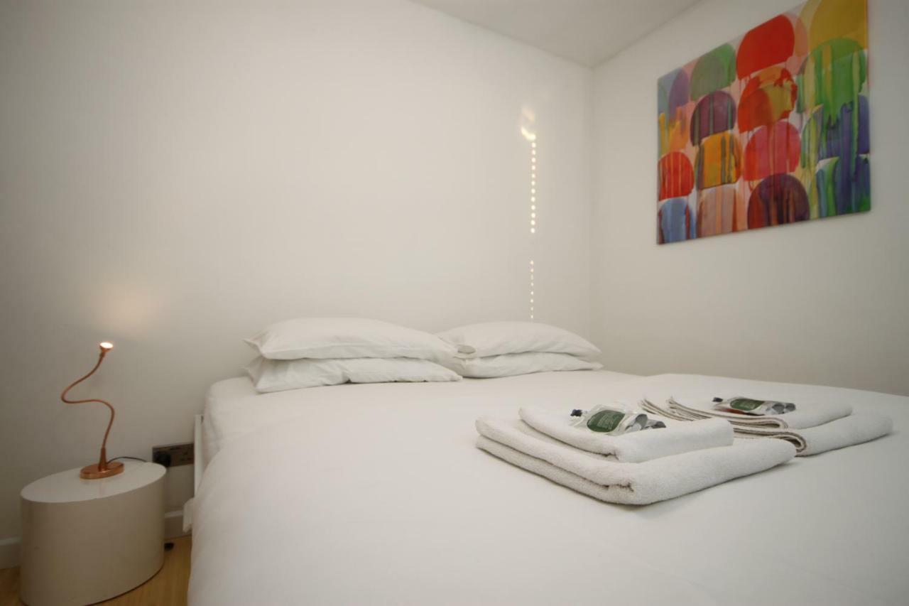 Camden Town Spacious 2 Bedroom Apartment - Sleeps 5 Guests! Londres Exterior foto